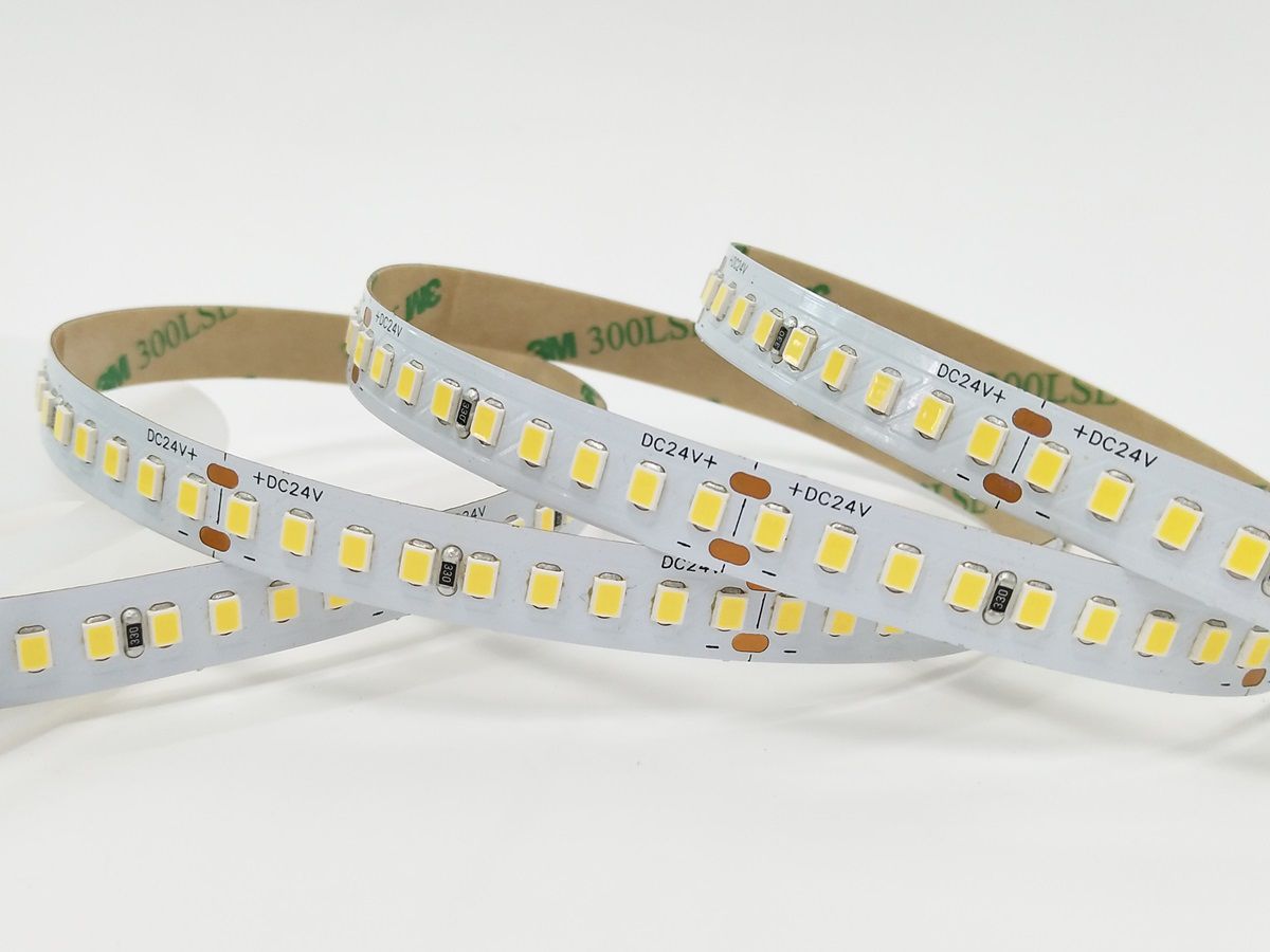 210lm/W LED 灯带 